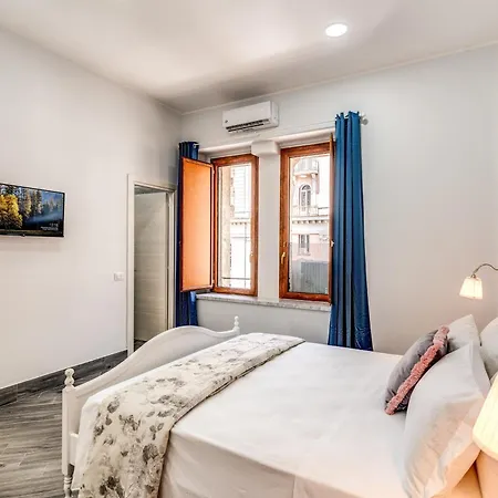 Agorà Borsa 4* Naples