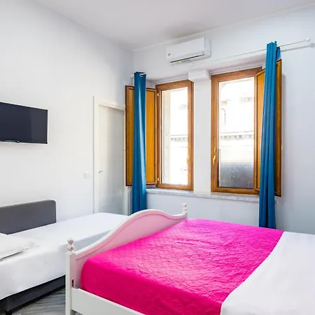 Affittacamere Agorà Borsa 4*
