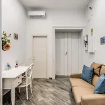 בית הארחה Agora Borsa 4*